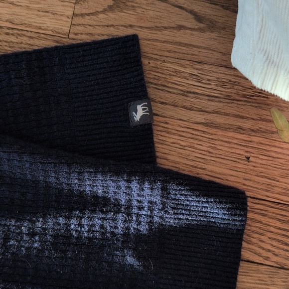 Abercrombie Kids Navy Waffle Sweater - Picture 3 of 4